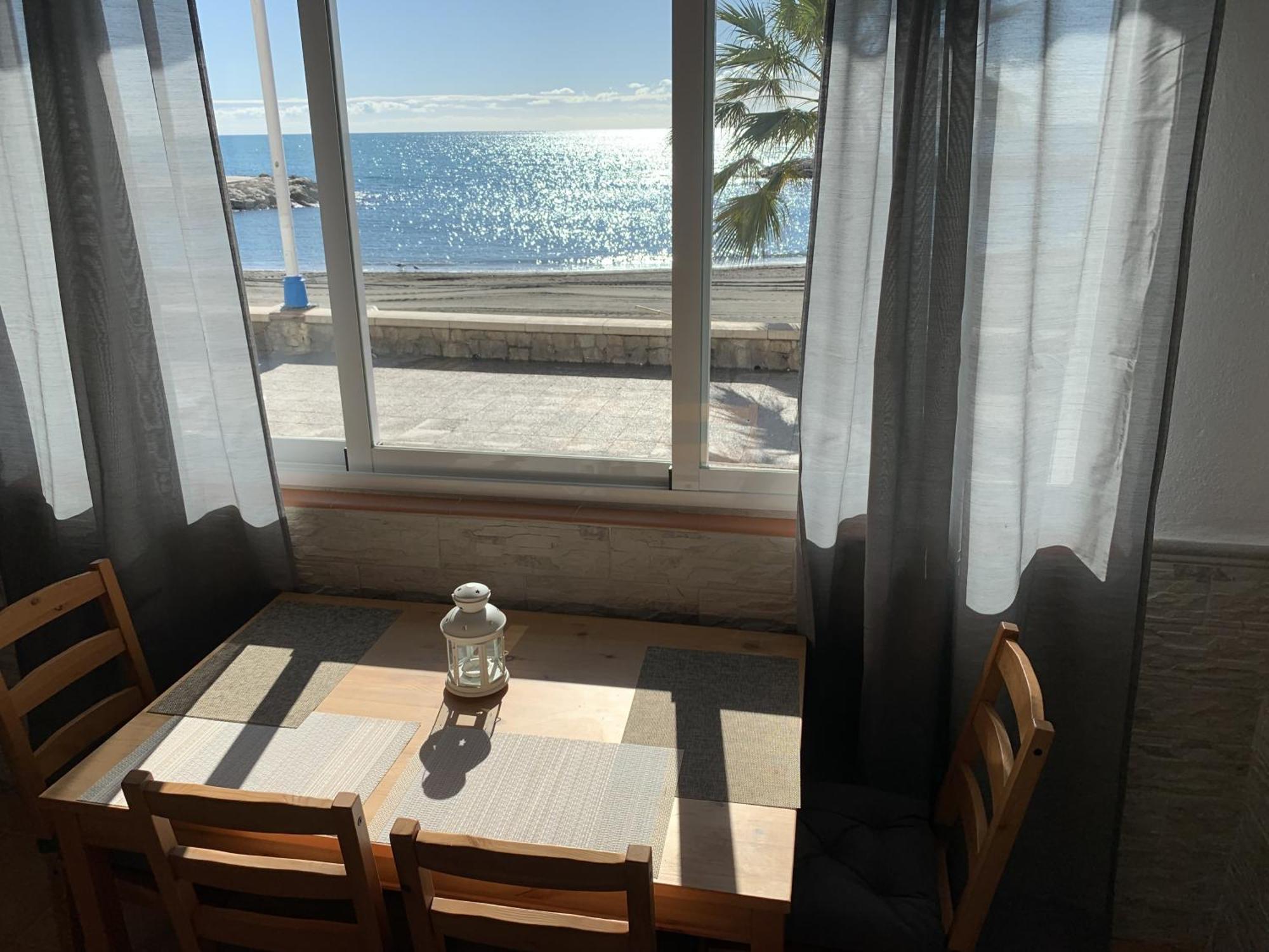Apartamento Frente Al Mar Pedregalejo Málaga Eksteriør billede